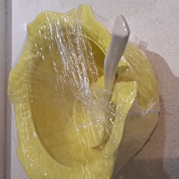Vintage Majolica Yellow Cabbage Soup Tureen W/ Laddle & Pitcher - Picture 1 of 6